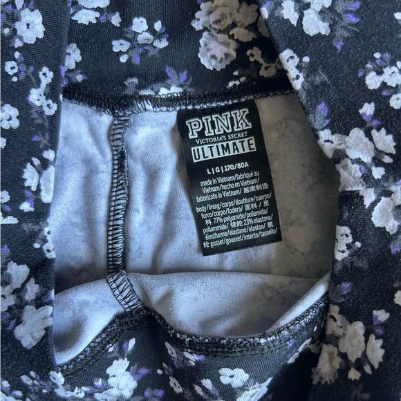 Victoria's Secret Pink Floral Leggings with pockets - Picture 6 of 7